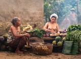 Vegetable seller 039